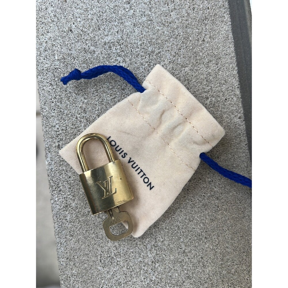 Louis Vuitton Lock & Key #300